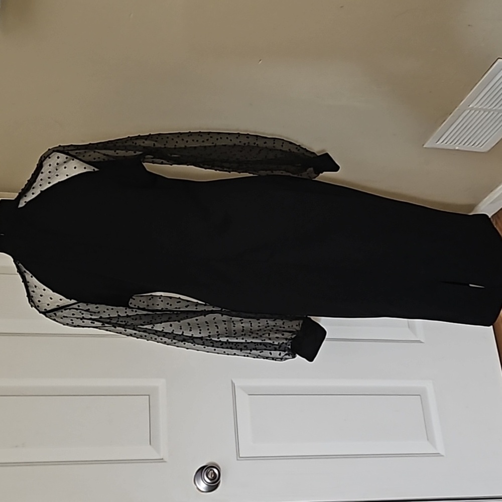 Dress - Picture 2 of 4